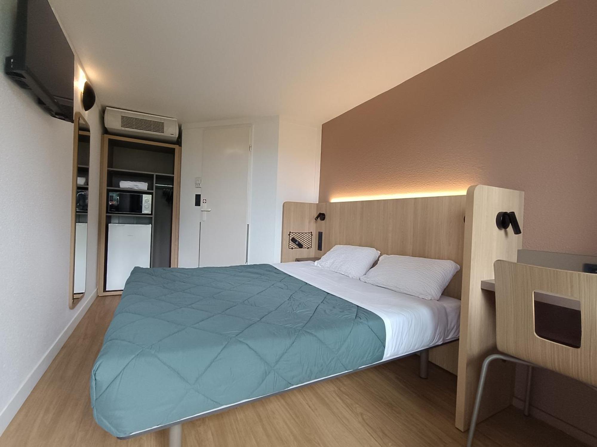 Premiere Classe Hotel