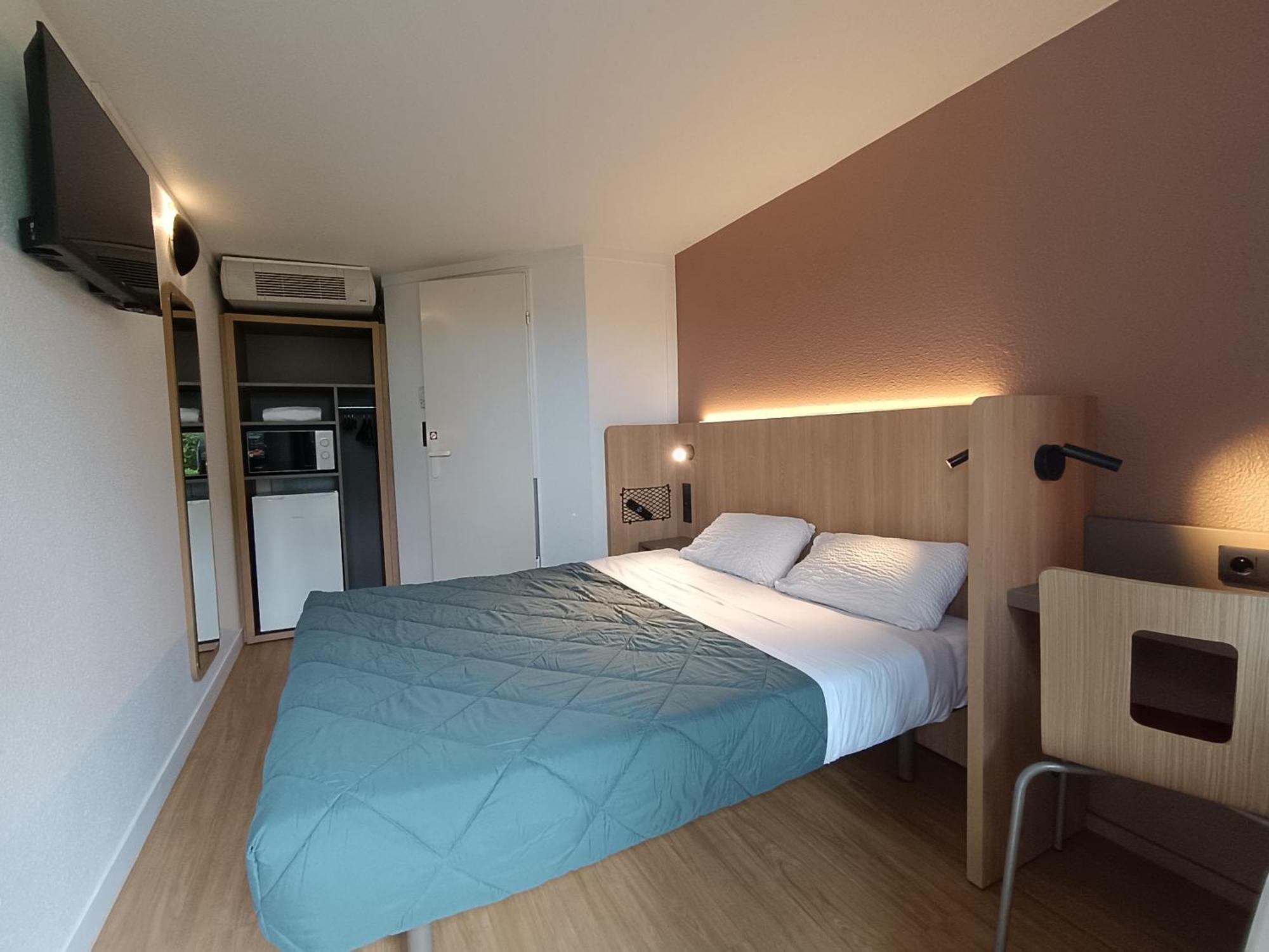 Premiere Classe Hotel Saintes
