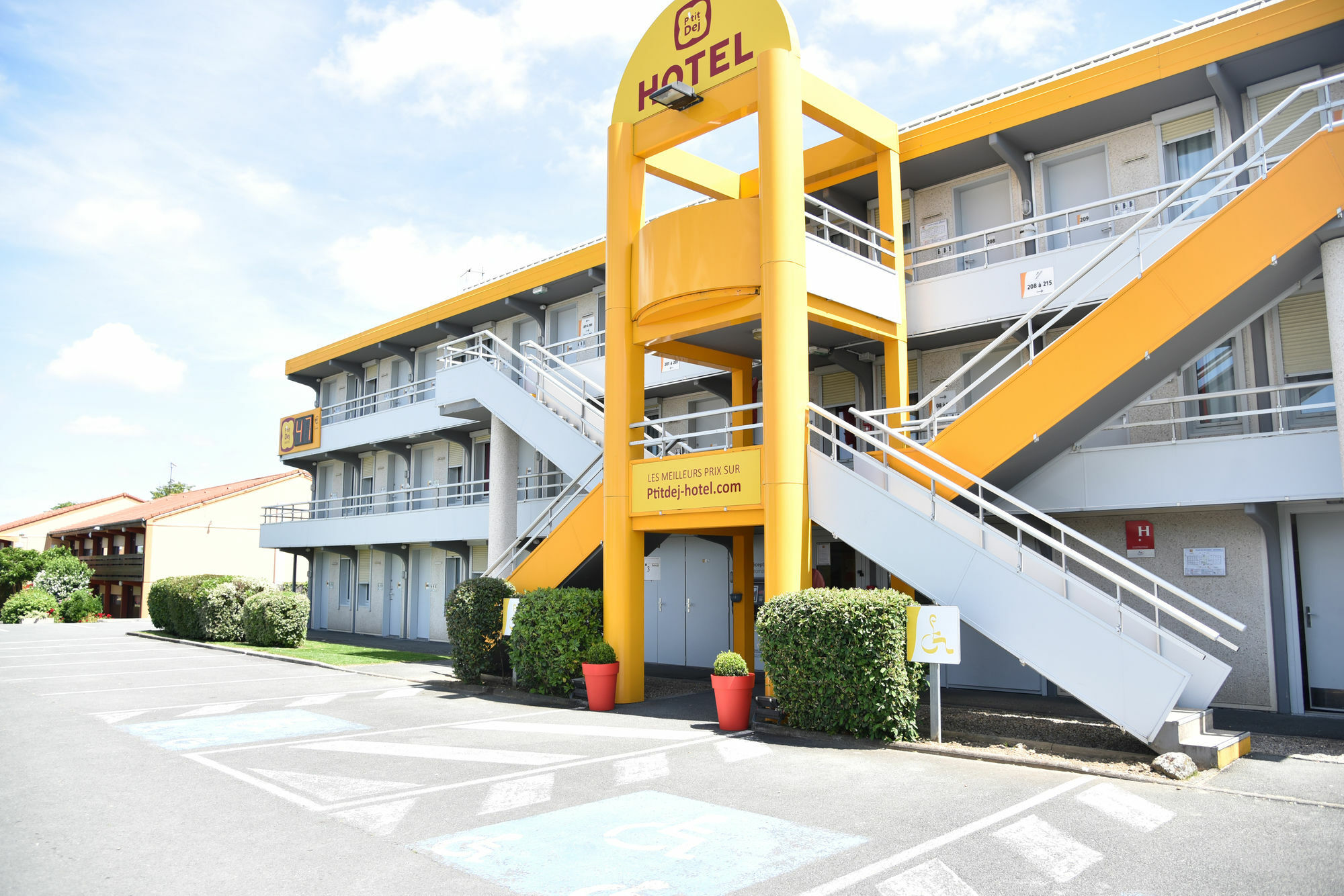 Premiere Classe Hotel Saintes